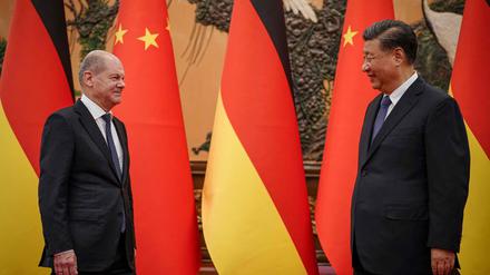 Der chinesische Präsident Xi Jinping und Bundeskanzler Olaf Scholz.