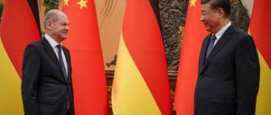 Der chinesische Präsident Xi Jinping und Bundeskanzler Olaf Scholz.