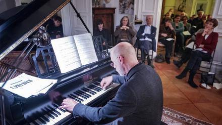 Hauskonzert mit Thomas Menrath in Berlin Schöneberg. 