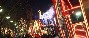 Jährlich touren die Weihnachtstrucks von Coca Cola durch Deutschland. 