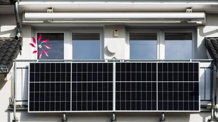 Um solche Solarpanele geht es (Symbolbild).