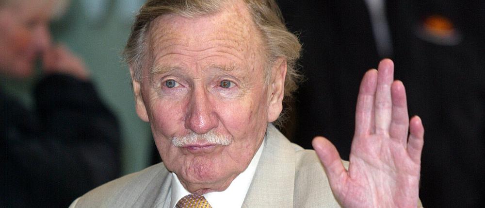 Leslie Phillips bei der Premiere zu „Harry Potter und die Kammer des Schreckens“, 2002.