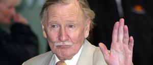 Leslie Phillips bei der Premiere zu „Harry Potter und die Kammer des Schreckens“, 2002. 
