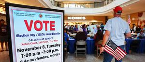 Ein Informationsplakat zu den Midterms im Bundesstaat Nevada.