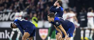 Das gibt es nicht: Herthas Spieler nach dem späten Gegentor. 
