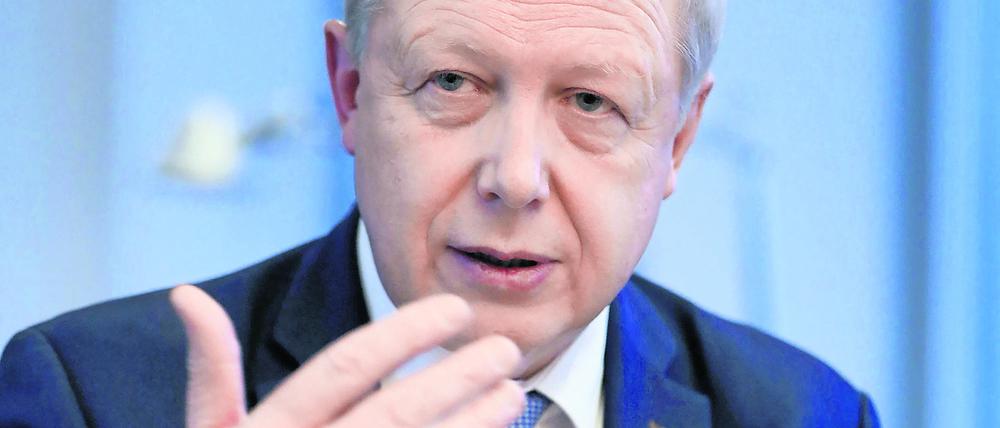 Mit seiner Rede vor dem Hamburger Übersse-Club hat WDR-Intendant Tom Buhrow die Diskussion über den öffentlich-rechtlichen Rundfunk angeheizt. 
