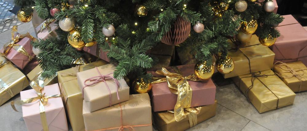 Weihnachtsbau und Geschenke in Kopenhagen.