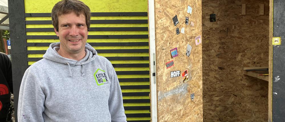 Mini-Tiny-Haus fürs Soziale. Sven Lüdecke, Gründer von Little Homes e.V., hatte eine innovative Idee, wie Obdachlose ein Dach über dem Kopf bekommen.
