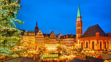Ein Weihnachtsmarkt in Frankfurt.