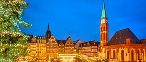 Ein Weihnachtsmarkt in Frankfurt.