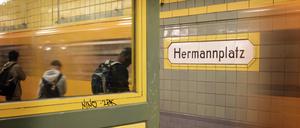 Der U-Bahnhof Hermannplatz in Berlin-Neukölln. Der Signa-Neubau könnte den Betrieb gefährden.