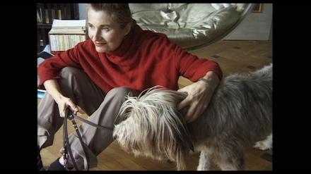Elfriede Jelinek in Claudia Müllers Porträtfilm „Die Sprache von der Leine lassen“.