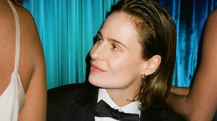 Christine and the Queens alias Redcar