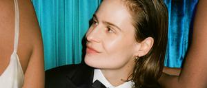 Christine and the Queens alias Redcar