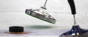  2026 soll Eisstockschiepen olympisch werden. Doch in Berlin sind nur noch eine Handvoll Sportlerinnen und Sportler aktiv.