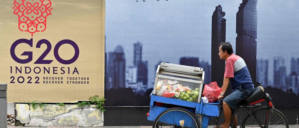 Straßenszene in Jakarta vor dem G20-Gipfel