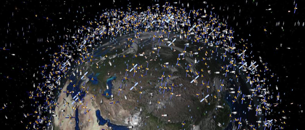Anders als bei der Lichtverschmutzung durch Großstädte können Astronomen den funkelnden Apparaten in der Erdumlaufbahn zumindest mit Teleskopen auf der Erde nicht entkommen.
