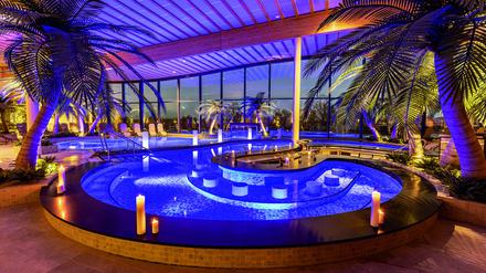 Schwimmspaß nur für Heteros? Die Haveltherme soll ein schwules Paar wegen seiner sexuellen Orientierung abgewiesen zu haben.