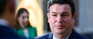 Hubertus Heil (SPD), Bundesminister für Arbeit und Soziales, nach der Sondersitzung des Deutschen Bundesrats.