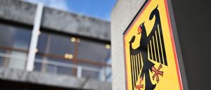 Das Bundesverfassungsgericht in Karlsruhe veröffentlicht seine Urteile für Journalisten früher als für Prozessbeteiligte. Foto: dpa/Uli Deck