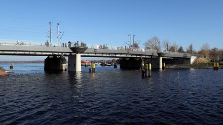 Die Brücke über den Zernsee wurde eröffnet.
