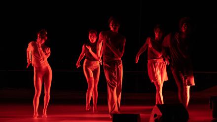 Die Oxymoron Dance Company ist eine der vier an „Wir sind hier!“ beteiligten Gruppen.