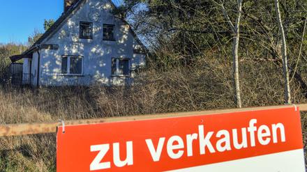 Wer jetzt ein Grundstück verkauft, bekommt weniger als im letzten Jahr.
