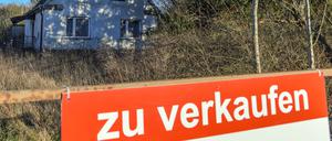 Wer jetzt ein Grundstück verkauft, bekommt weniger als im letzten Jahr.