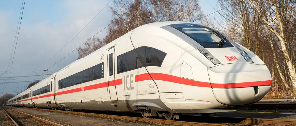 Zwischen Juni und Dezember 2025 will die Bahn die 280 Kilometer lange Strecke komplett sperren und sanieren.