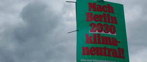 Ein Plakat der Initiative „Berlin 2030 klimaneutral“