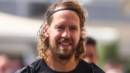 Heute eher im Grungeband-Oufit: Der inzwischen 35-jährige Vettel einer Heppenheimer Rennsport-Familie hatte in der Vergangenheit auch Modemarken als Sponsoren.