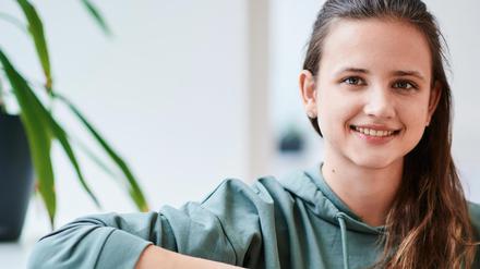 Zoe B., 21 Jahre hat vor kurzem ihre Ausbildung zu Mikrotechnologin erfolgreich beendet.