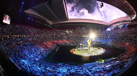 Mit einer pompösen Show eröffnete Katar die Fußball-WM.
