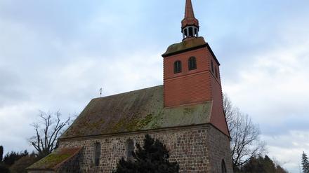 Die Dorfkirche von Blumenow stammt aus dem 13. Jahrhundert.