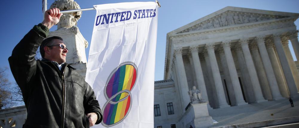 Gleichgeschlechtliche Ehen wurden in den USA durch eine Entscheidung des Obersten Gerichts 2015 legalisiert.