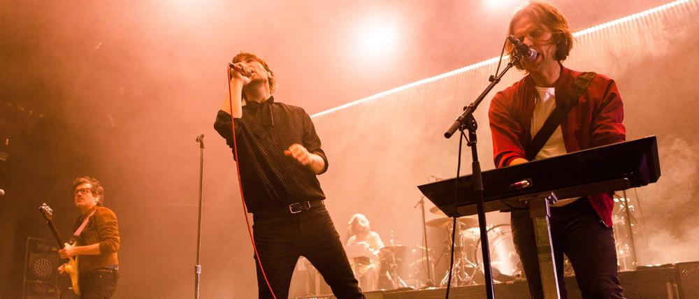 Phoenix auf der Bühne.
