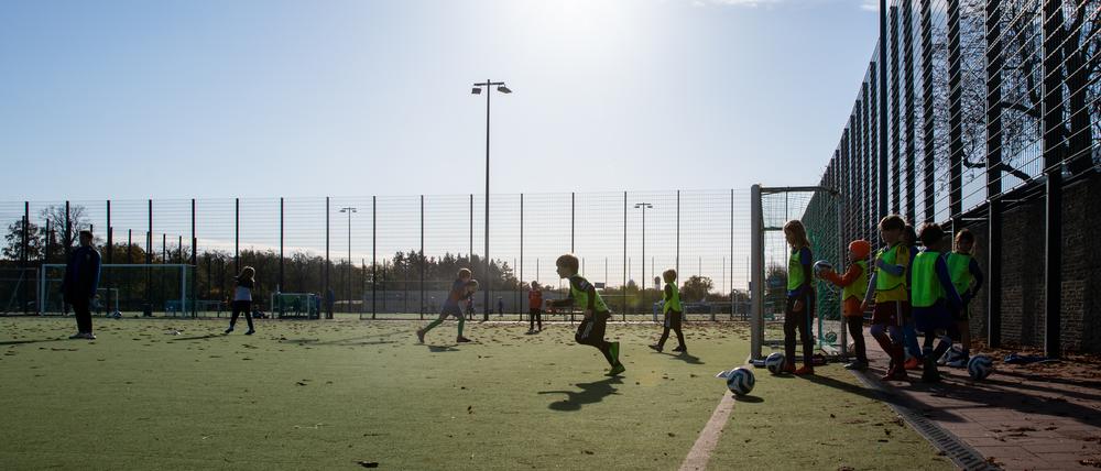 Fußballtraining bei einem Verein in Berlin.