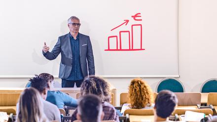 Bei der Besoldung plus Zulagen haben sich die Berliner Universitätsprofessuren der Stufe W3 bundesweit an die Spitze geschoben.