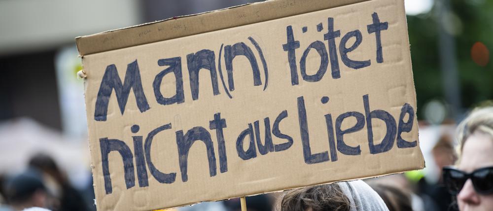 Gewalt gegen Frauen ist alltäglich. Der Tagesspiegel will mit seiner Weihnachtsaktion Helfer und Betroffene unterstützen.