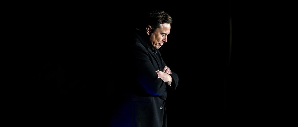 Elon Musk bei einer Produktpräsentation.