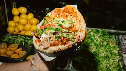 Ein Döner bei „Rüya“ in der Otto-Suhr-Allee in Berlin.
