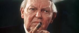 Ludwig Erhard, der „Vater des deutschen Wirtschaftswunders“ während des CDU-Parteitags 1971 in Düsseldorf. 