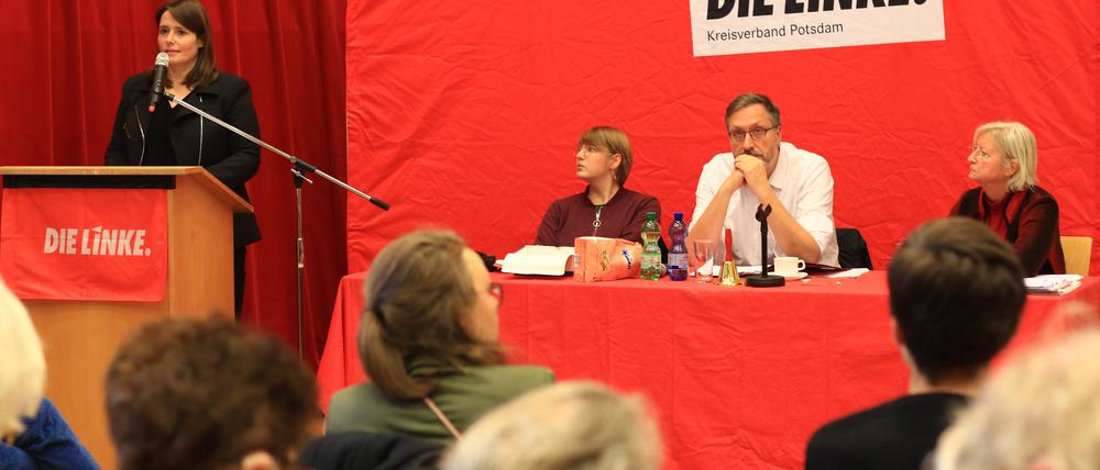 Kreisvorsitzende Marlen Block bei der Gesamtmitgliederversammlung der Linken.