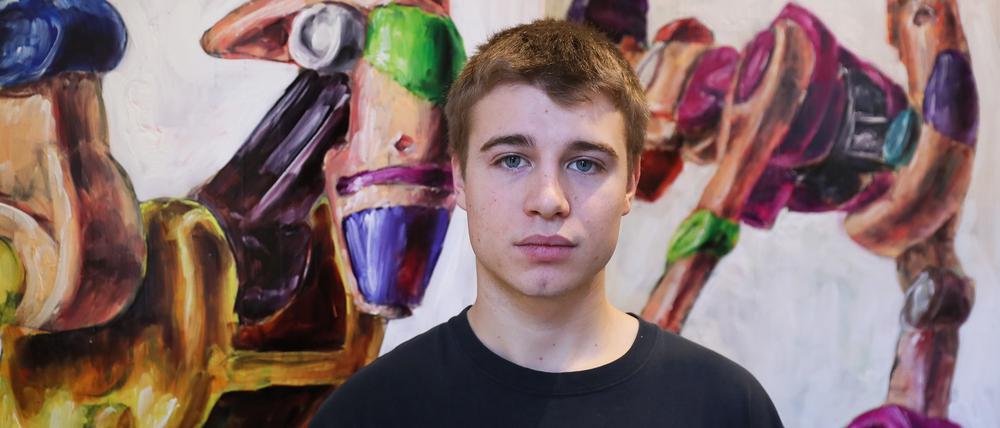 Mit ihm verjüngt sich der Ausstellungsraum des Potsdamer Kunstvereins wesentlich: Christoph Tschernatsch, Jahrgang 2001.