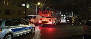 Gemeinsame Aktion: Feuerwehr und Ordnungsamt sensibilisierten dafür, die Straßen für die Rettungskräfte frei zu halten.