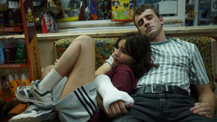 
Paul Mescal und Frankie Corio als Vater und Tochter in Charlotte Wells’ „Aftersun“. 