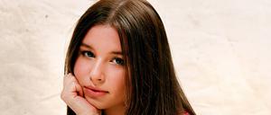 Maria Sur, eine junge Ukrainerin, ist im Rennen, um die Abba-Nation Schweden beim Eurovision Song Contest im nächsten Jahr in Liverpool zu vertreten. 