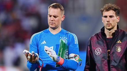 Ungetragen: Kapitän Manuel Neuer mit der One-Love-Binde, die er in Katar nicht anlegen durfte.