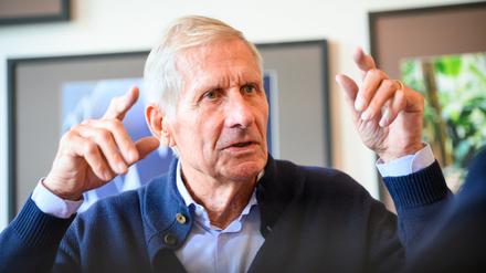 Ulrich Wickert, Journalist und Autor, lebt in Hamburg.