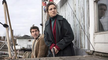 Hat eine heiße Spur: Ermittlerin Katharina Tempel (Franziska Hartmann, mit Stephan Szász).